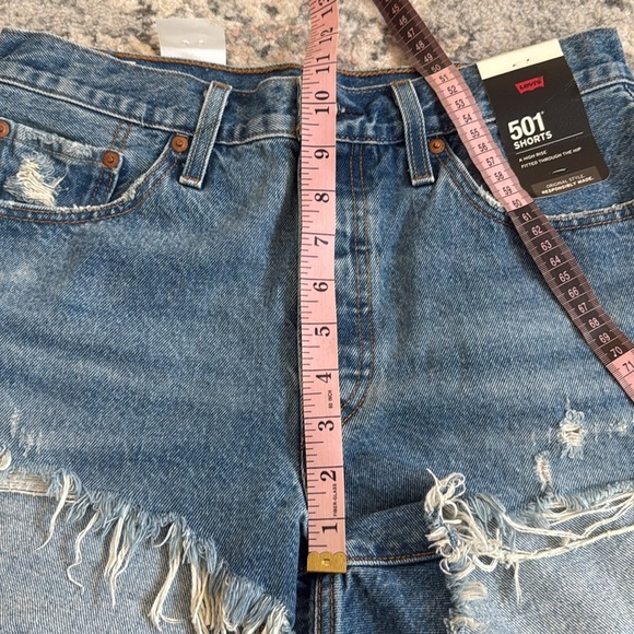 Levi’s 501 High Rise Shorts - Picture 12 of 13